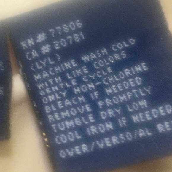 NWOT! Gorgeous Tommy Hilfiger 1/2 Zip Jacket. Cream w/ logo on breast and back. - Picture 11 of 15